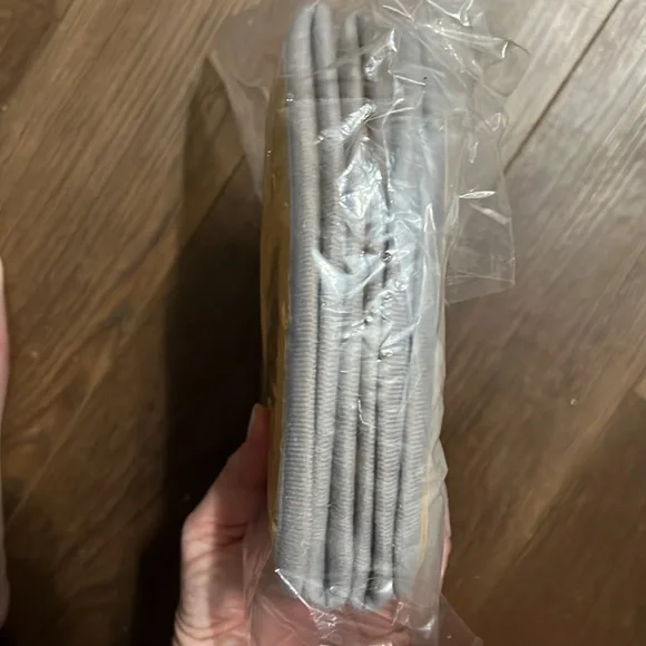 NWT Unopened Banooo soft Pet recovery cone Dog recovery cone Size Large Yellow - Picture 12 of 13